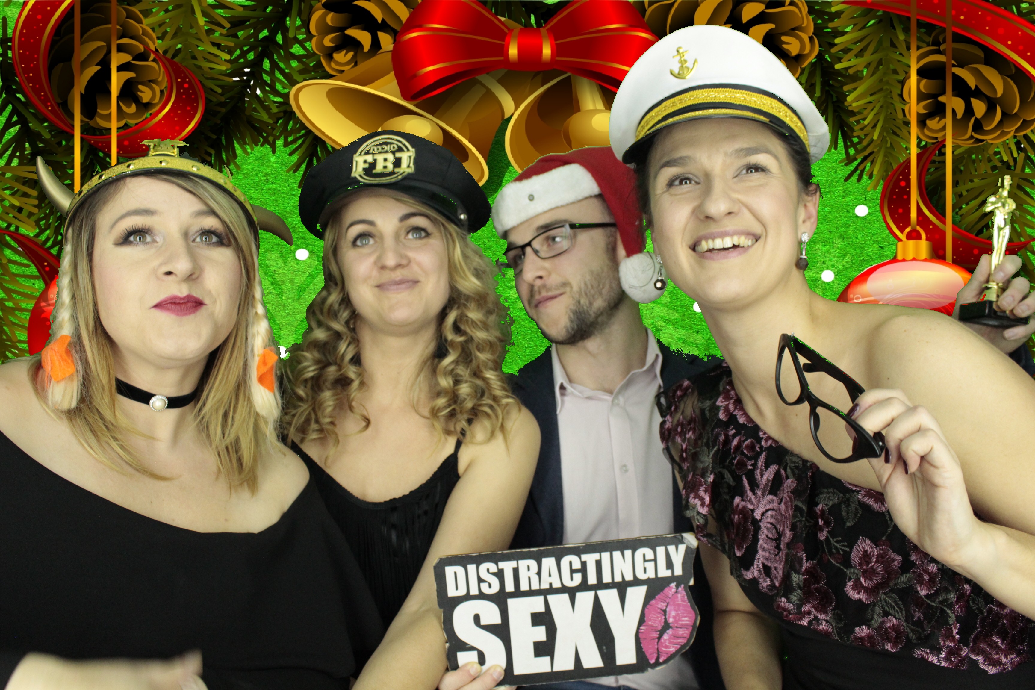 Ocean Network Express Christmas Party 2019 | View more photos from the event at gallery.myphotoboothexperience.co.uk/u/MyPhotoBoothExperienceLtd/Ocean-Network-Express-Christmas-Party-2019